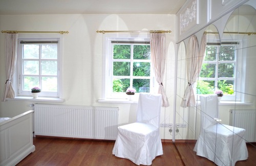 Undeloh Apartment | Half-timbered house on a dream plot in the Lüneburg Heath