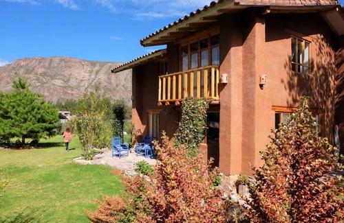 Moccopata House | Hallpawasi - Urubamba