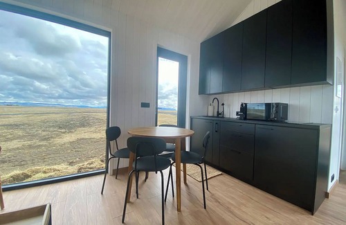 Hvolsvollur House | Hamar - Puffin Cottages & Rooms