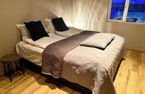 Hvolsvollur House | Hamar - Puffin Cottages & Rooms