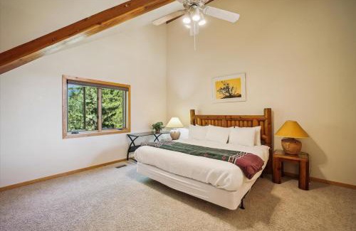Hamilton Creek House | Hamilton Creek Cabin home
