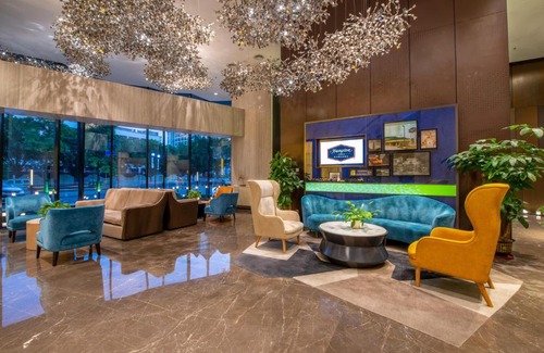 Qingcheng Qu Hotel | Hampton by Hilton Qingyuan Qingxin District