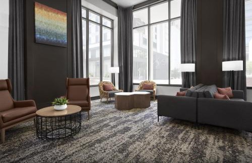 Museum District Hotel | Hampton Inn and Suites Austin University Capitol