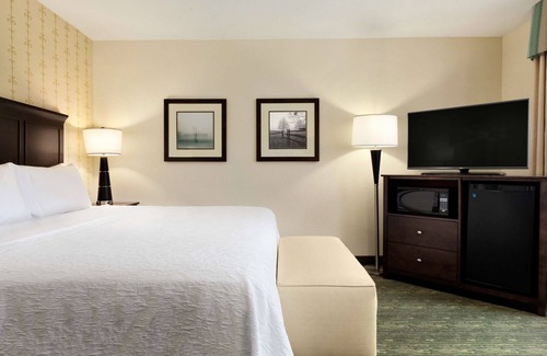Dover Hotel | Hampton Inn Dover