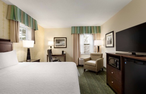 Dover Hotel | Hampton Inn Dover