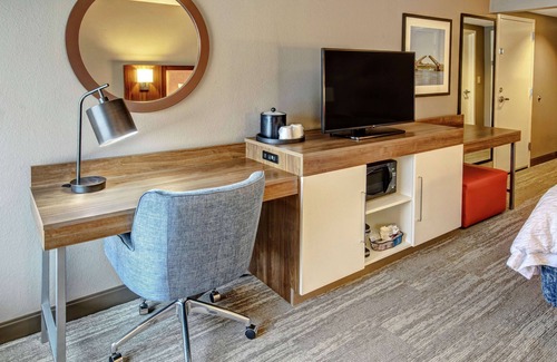 Elizabeth City Hotel | Hampton Inn Elizabeth City
