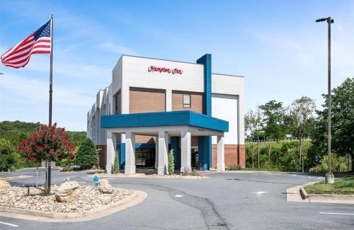 Front Royal Hotel | Hampton Inn Front Royal