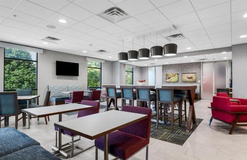 Front Royal Hotel | Hampton Inn Front Royal