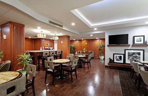 Arcadia Hotel | Hampton Inn Los Angeles/Arcadia