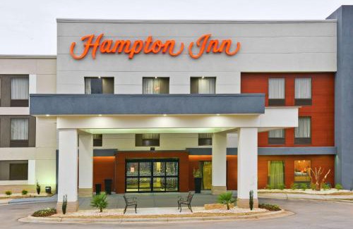 Madison Hotel | Hampton Inn Madison