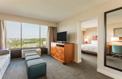 Lakeview Hotel | Hampton Inn Manassas