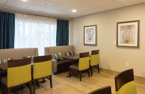 St. Augustine Beach Hotel | Hampton Inn Saint Augustine Beach