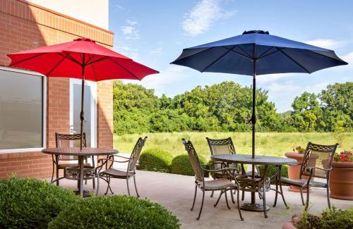 Columbia Hotel | Hampton Inn St. Louis-Columbia
