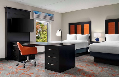 Stafford Hotel | Hampton Inn Stafford/Quantico & Conference Center