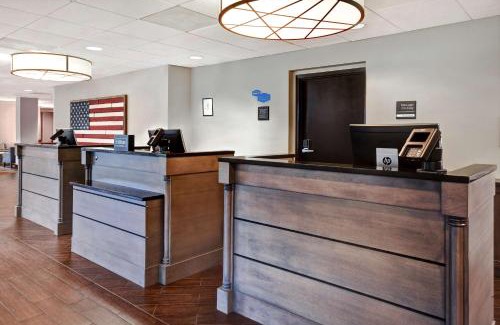 Jefferson Manor Hotel | Hampton Inn & Suites Alexandria Old Town Area South