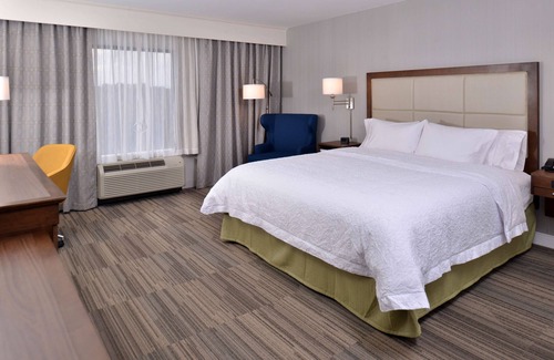 Ann Arbor Hotel | Hampton Inn & Suites Ann Arbor West