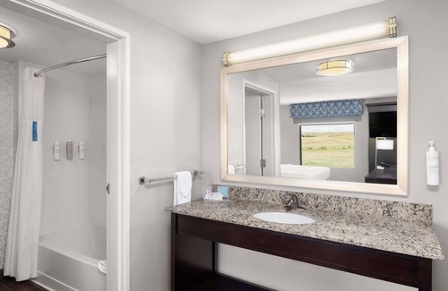 Douglas Hotel | Hampton Inn & Suites Douglas