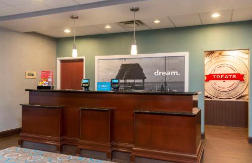 Fort Myers Hotel | Hampton Inn & Suites Fort Myers-Colonial Boulevard