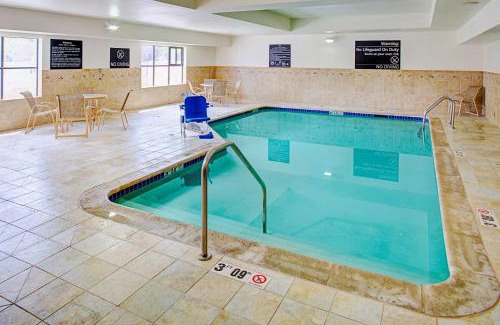 Lancaster Hotel | Hampton Inn & Suites Lancaster