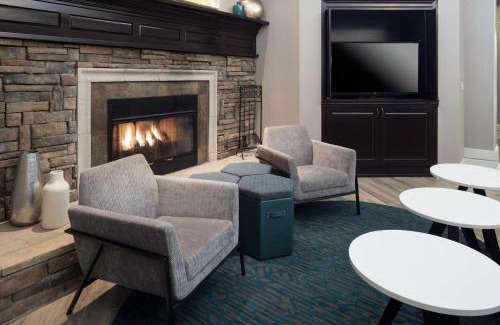 Downtown Memphis Hotel | Hampton Inn & Suites Memphis-Beale Street