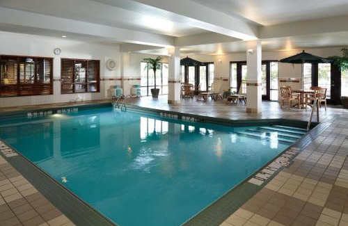 Dorval Hotel | Hampton Inn & Suites Montreal-Dorval