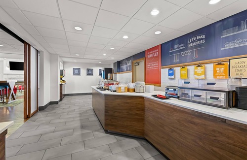 Maumee Hotel | Hampton Inn Toledo-South/Maumee