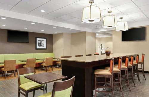 Chantilly Hotel | Hampton Inn Washington-Dulles International Airport South