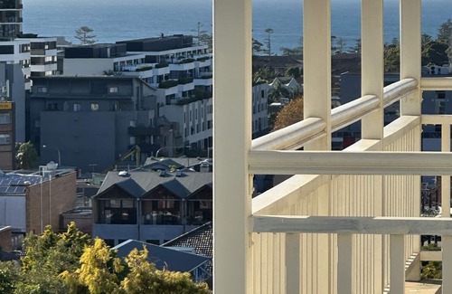 Narraweena House | Hamptons Beautiful Home Perfect for Weddings , Hens & Family retreats