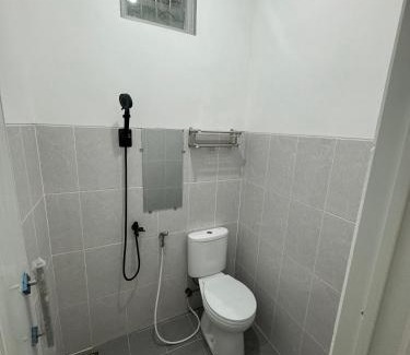 Ponorogo Hostel | Han Gang Syariah