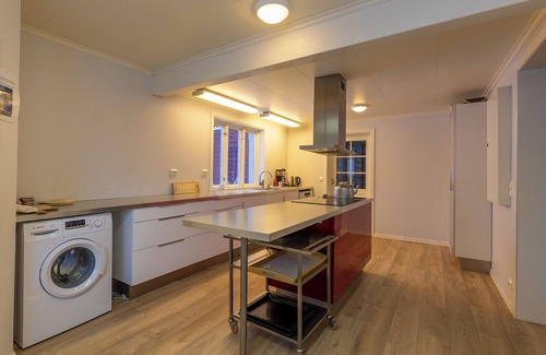 Sauda Cabin | Handeland Lodge I Surranded by raw nature along Norway's Scenic Tourist Road