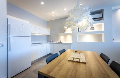 Punda Apartment | Handelskade Residence: Comfort at Unique Location