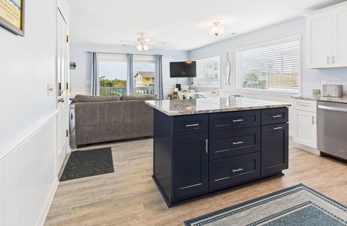 Holden Beach House | Hangin' at Holden: Ocean View, Pet-Friendly, 3BR/3BA Beach Home Steps from Sand