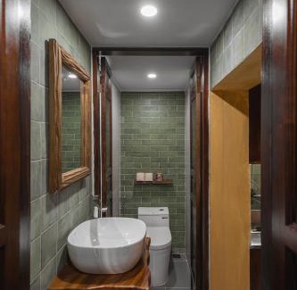 Hang Bai Apartment | Hanoian Old Style Apt Free Parking Old Quarter