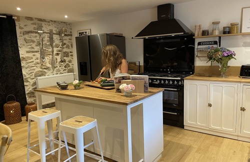 Vayres House | Happy Maja Country house with character - charming gîte for 12/14 people