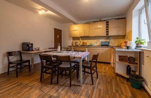 Floresti House | Happy Nest