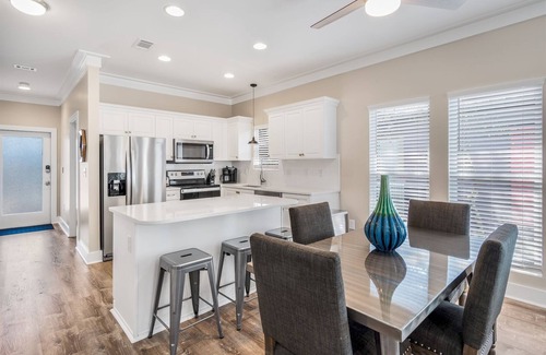 Seacrest Cottage | Happy Ours! 30A Cottage - Pool, Beach Access