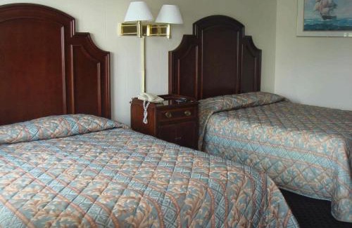 Newport Hotel | Harbor Base Inn