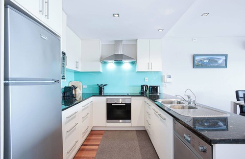 Victor Harbor Apartment | Harbor Shores