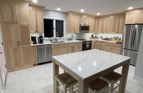Harbor Springs House | HARBOR SPRINGS 🏖 LAKE MICHIGAN DIRECT WATERFRONT BEACH ⛱ TUNNEL OF TREES M119