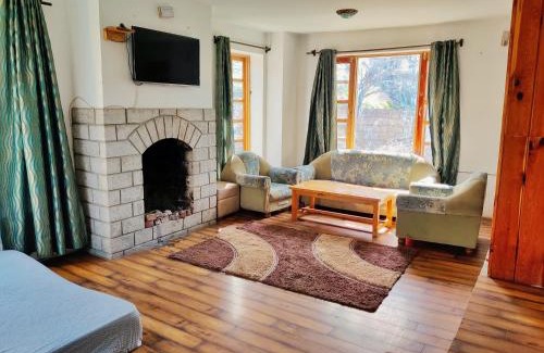 Manali Resort | Harippur Cottages and Resort - Manali