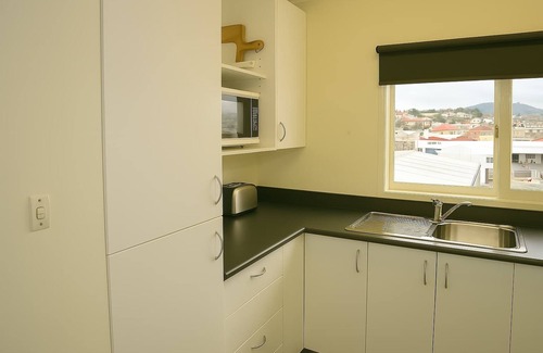 Hobart Central Business District House | "Harrington St Apartment" City Location, Parking.