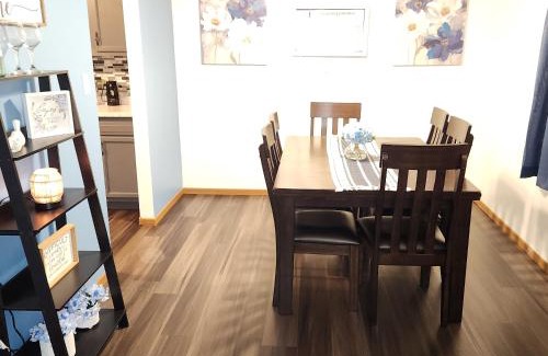 Niagara Falls Apartment | Harvest Haven's Plaza Paradise