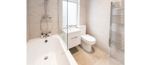 Prestwich Apartment | Hassle-Free & Handsome Brand-New 3-Bed Home