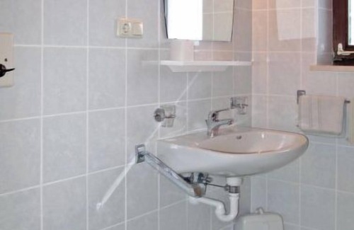 St. Valentin auf der Haide Apartment | Haupthaus Schönblick (SVH121) by Interhome