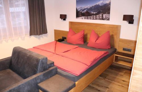 Flirsch Apartment | Haus Alpenflora