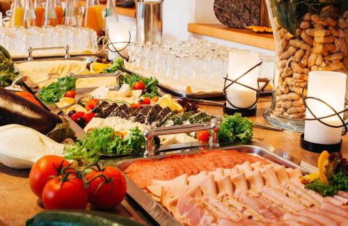 Oberstdorf House | "Haus Berktold" - Annehmlichkeiten von 4-Sterne Familien-und Wellnesshotel Viktoria können mitbenutzt werden