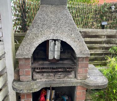 Niederzwehren House | Haus Morgentau mit Garten in zentraler Lage