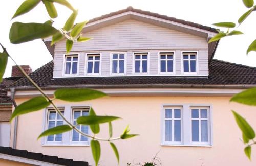 Zinnowitz Apartment | Haus Sonne - Wohnung Storchennest