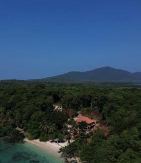 Karimunjawa Islands House | Haus Uweli