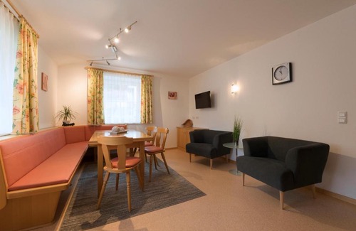 Sankt Anton am Arlberg Apartment | Haus Walser
